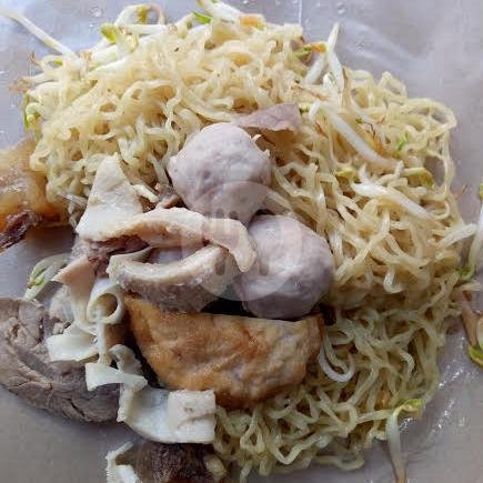 Bakmie Sapi menu Bakmi Ace, Tambora