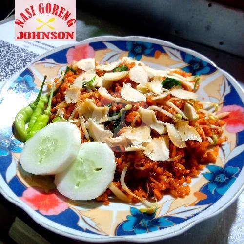 Kerupuk menu Nasi Goreng Johnson