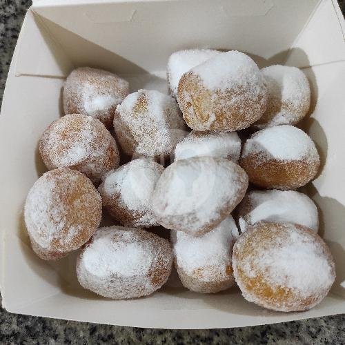 Green Tea 250 Ml menu Donat Qizz Store, ITS