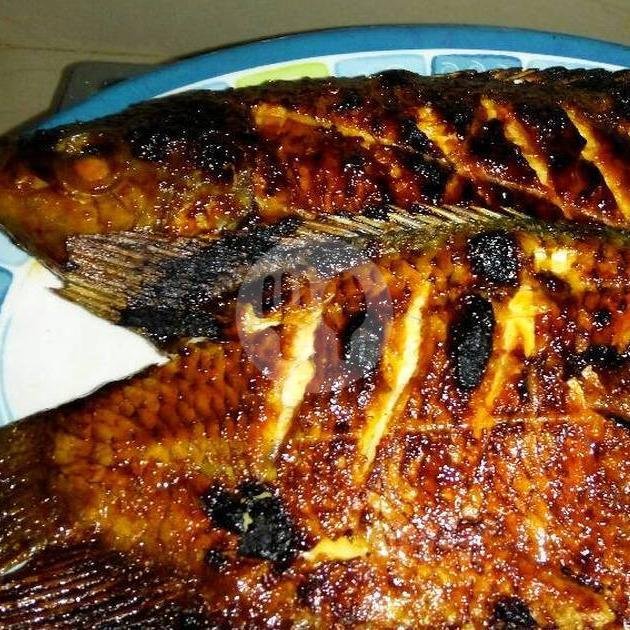 Bawal Goreng menu Pecel Lele Cak Topik, Sirsak