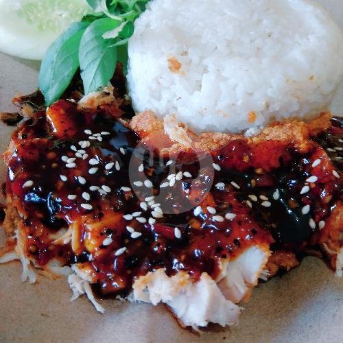 Review Ayam Geprek & Ayam Bakar Kang Bawor: Pengalaman Makan yang Memuaskan di Argorejo
