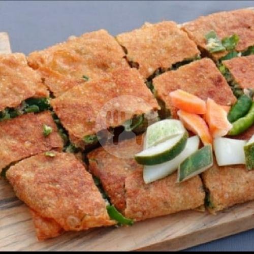 Spesial Daging Sapi menu Martabak Terang Bulan MakNyuss, Manukan Dalam