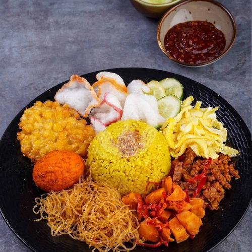 Review Nostalgia Kuliner di Warung Pagi Gajayana, Lowokwaru Malang