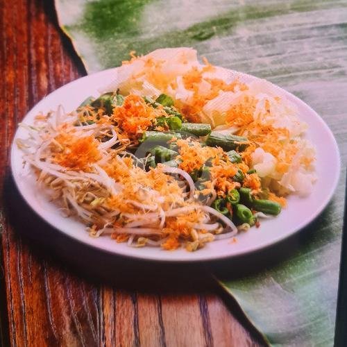 PLECING KANGKUNG menu Ayam Goreng Gringging Lombok Citraland, Sambikerep