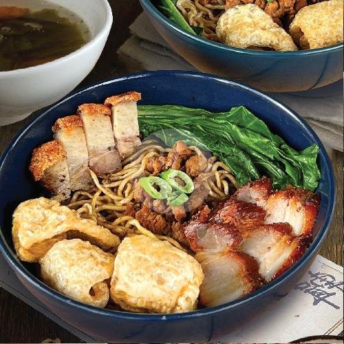 Pork Knuckle menu Hoghock, Taman Ratu