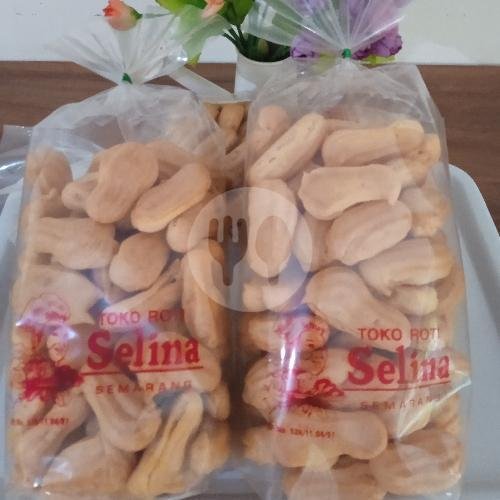 Leter S Keju menu Toko Roti Selina, Wahid Hasyim