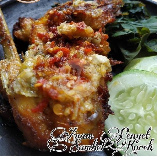 Oseng Tempe menu Mbah Gembil Spesial Ayam Srundeng, Perintis Kemerdekaan