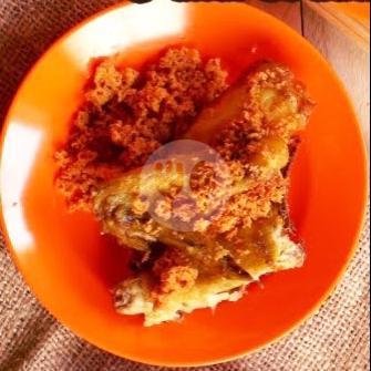 Ayam Goreng Paha Malioboro menu RM Ayam Goreng Dapoer Malioboro, Raden Mas Said