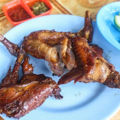 Pepes Ayam Pejantan menu Warung ZM, Buahbatu