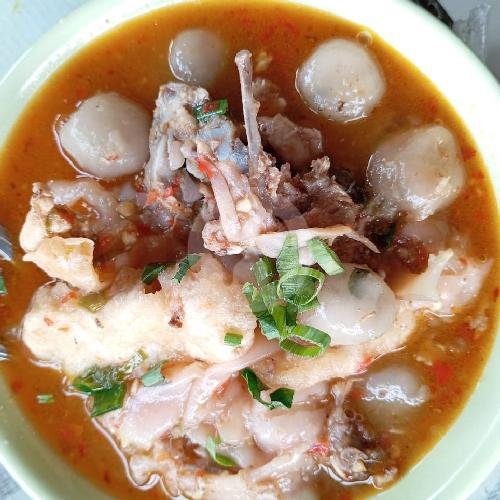 seblak campur ,(cilok Tulang Ceker Kerupuk Somay Kering. ) menu Seblak Dan Cigo Alamandes