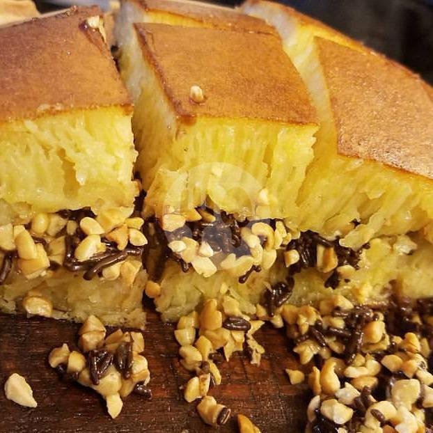 Martabak Bandung Akasia: Surga Martabak di Kebayoran Lama yang Wajib Dicoba