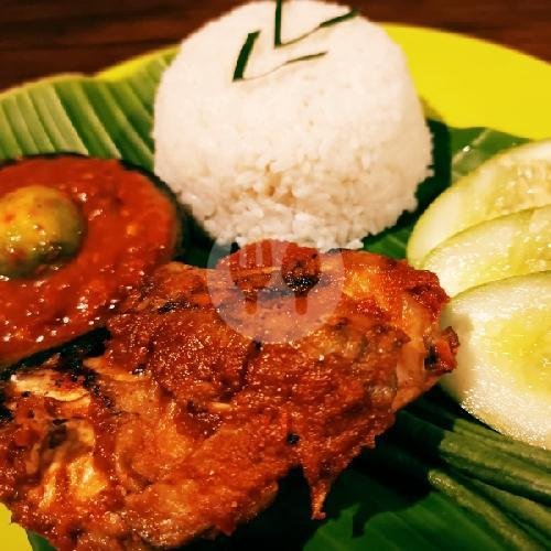 Ikan Bakar Bawean: Surga Kuliner di Kedungkandang, Malang Ikan Bakar Bawean: Surga Kuliner di Kedungkandang, Malang