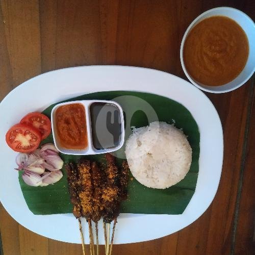 Sate Ayam Daging Saja + Lontong menu Sate Ayam Khas Sarangan, Gedangan