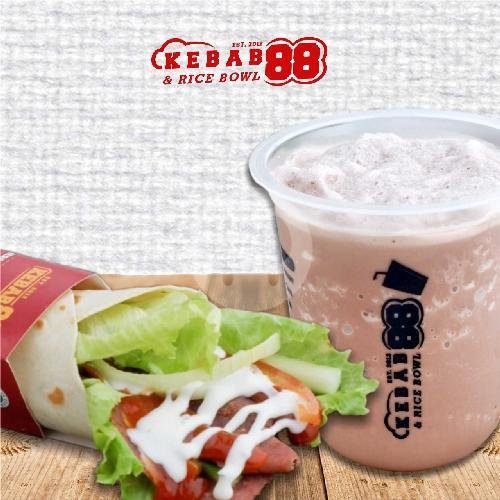 Kesegaran Susu Bertiga menu Kebab 88 & Susu Murni, Antapani