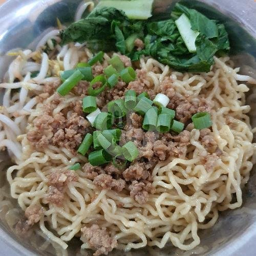 Bakmi Babi + Bakso Sapi menu Bakmie FU, Gambir