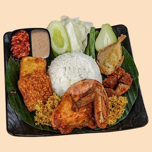 Paket Akar menu Nasi Uduk & Tempong Bu Odah, Cipinang Muara