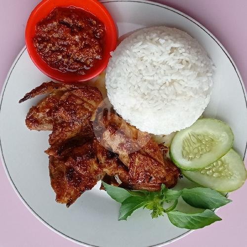 Nasi Ayam Bakar Bumbu Rujak DADA (Free Tahu + Sambal Bawang) menu Ayam Bakar Dapur MamMel