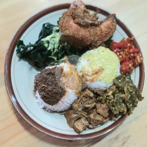Ikan Balado Sayur Lengkap menu Ampera Murni Sekarpuro, Sekarpuro Raya