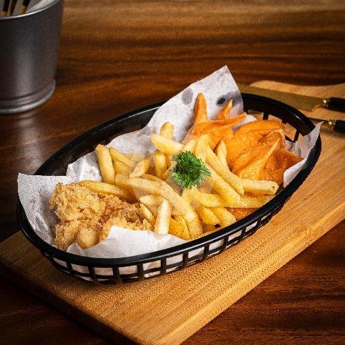 Singkong Goreng Original menu Kedai Kopi Tjan, Kayuputih