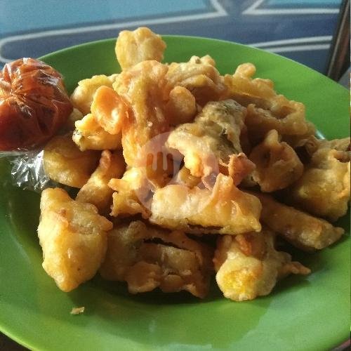 Review Ayam Goreng Alesha Coblong: Kenangan Manis di Setiap Suapan