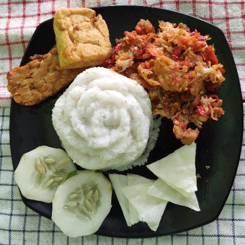 Ayam Gepuk Kimochi Tanpa Nasi menu Ayam Gepuk S N, UNS