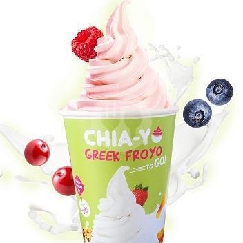 Froyo To Go Peach Mango (Choose 1 Topping For Free) menu ChiaYo, Paskal 23