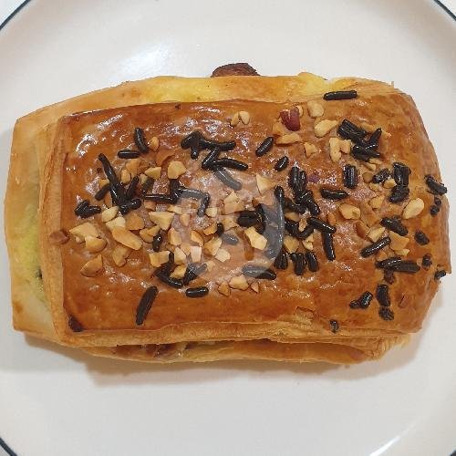 SWEET MARTABAK menu BUNBEE Boulangerie and Patisserie, Indragiri