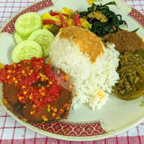 Nasi Lele Goreng menu Rm Sinar Minang Jaya, Wahid Hasyim