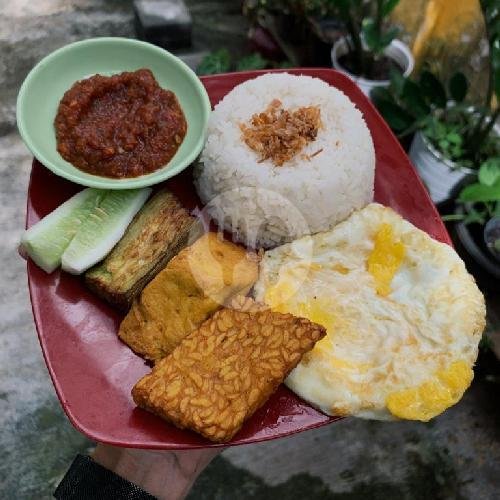 Nasi T4 WR menu WR Kitchen dan Cafe, Wr. Supratman