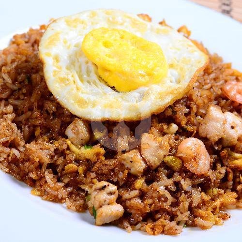 Nasi Goreng Mawut menu Delima Family Dishes, Sukolilo