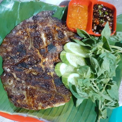 Bawal Laut Bakar 3 Ons menu Ikan Bakar Biota Laut, Foodcourt Atb Padalarang