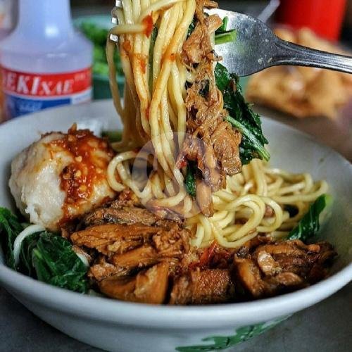 Bakso Free Es Teh menu Mie Ayam Bakso Solo Pak Eko, Malang