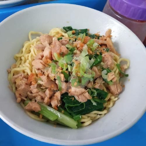 Mie Ayam menu Bakmi Fajar 2, Apartmen Gading Nias Residens
