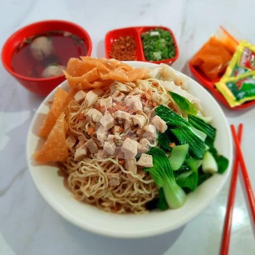 Mie Ayam Pangsit Rebus menu Mie Ayam Pandawa 313, Bintaro