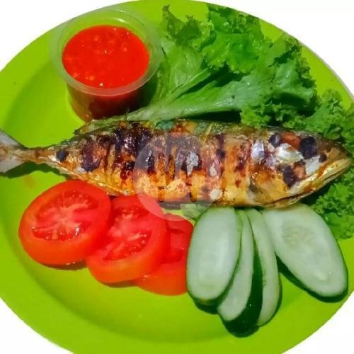 Nasi,pepes Ayam,tumis,sambel menu Warung Wong Pati, Kutamekar