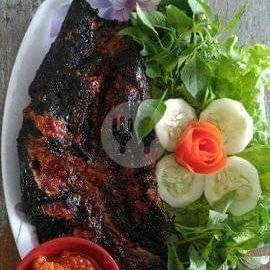 LELE BAKAR + NASI menu Pecel Lele Erik Syahbani, Kampung Melayu