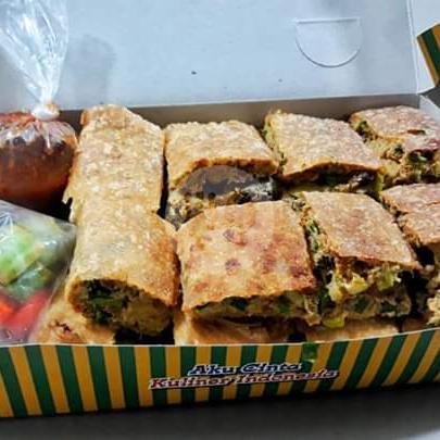 (1, Keju coklat Original) +(1, Spesial Telor ayam) menu Martabak Bangka Quessn Ceuss, Plumbon