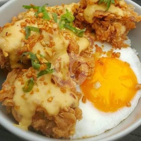 Nasi Cumi Hitam Bowl+Telor Ceplok menu Warung Bang Naim, Sedati