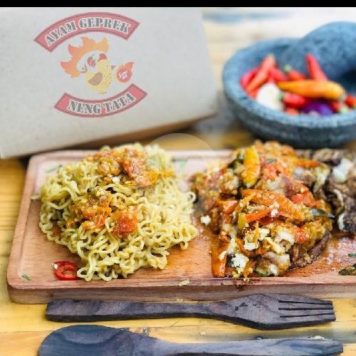 Review Ayam Geprek Neng Tata: Pengalaman Makan yang Tak Terlupakan di Cidadap Bandung
