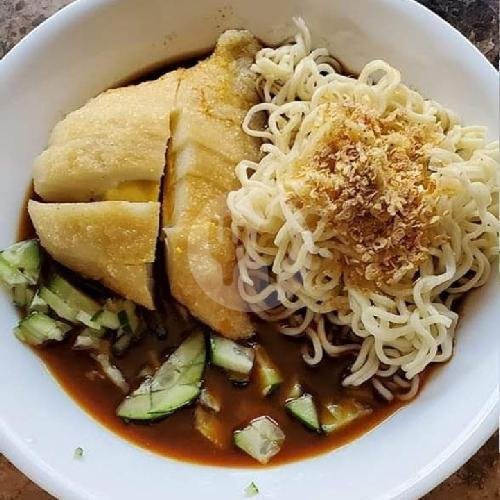 Review Pempek Palembang Glory: Tempat Makan Pempek Enak di Jatinegara