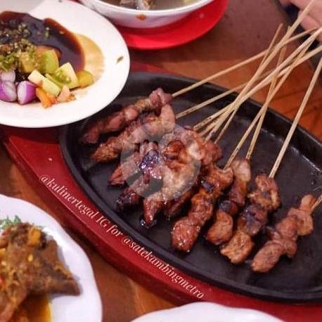 Sate Kambing 5 Tusuk menu Warung Makan Metro Pasar Langon