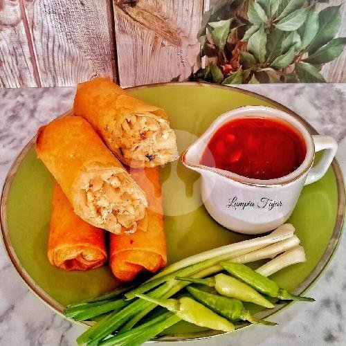 1 Lumpia Goreng Bengkoang (Tanpa Rebung) menu Lumpia Fajar Dharmahusada