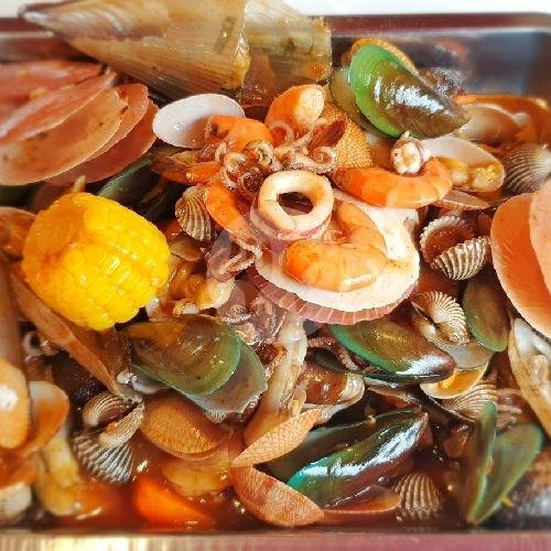Mix Kerang+Cumi+Udang menu Aa Kerang Seafood, Sariwangi 134