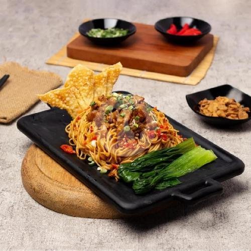Mie Hongkong Chili Oil menu DIMSUM MBLEDOS, Hollywood