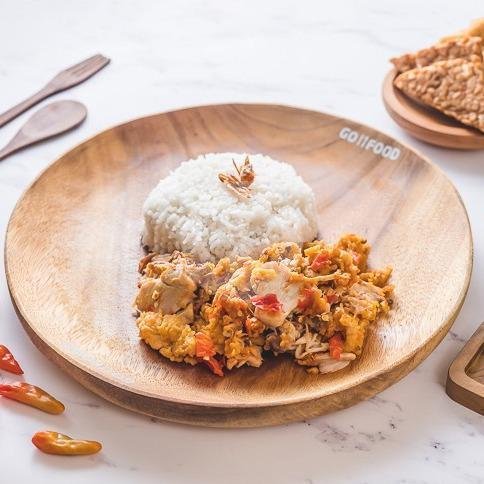 Nasi Ayam Geprek Lombok Ijo menu Ayam Geprek Bu Rum, Mozes Gatotkoco