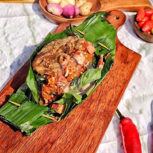 Jengkol Teri Baper menu Quinn Kitchen x SaladThai By Amour Q, Kelapa Gading