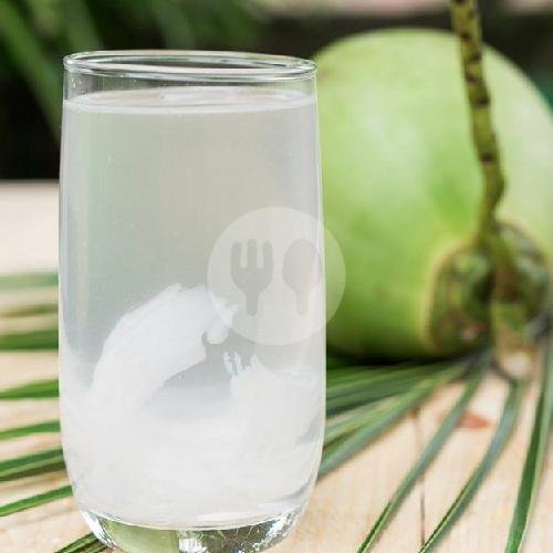 Air Kelapa Muda menu Es Campur Ibu Jumenah