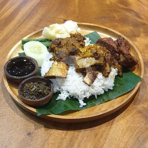 Sego Tempong menu Resto BaleSaji