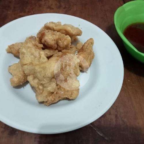 Ayam Kuluyuk (Kuah Saos Tomat) menu Gohyong Menteng, Kreo Selatan