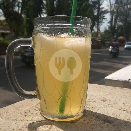 Mie Bindereh: Surga Mie Ayam Solo di Jl. PB Sudirman Jember